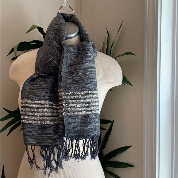 NWOT Authentic woven Silver scarf sparkling - Picture 2 of 7